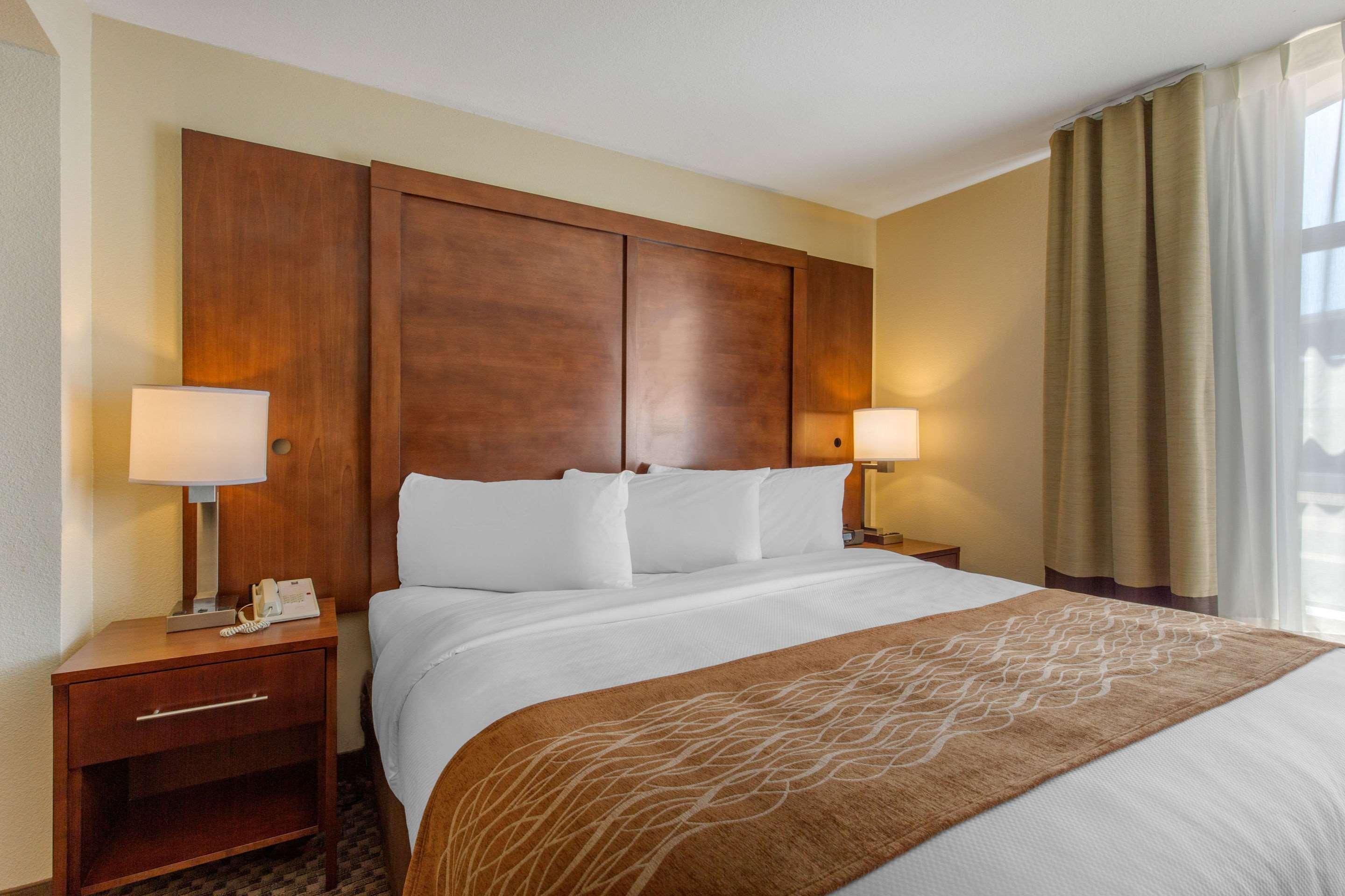 Comfort Inn & Suites Sw Houston Sugarland Esterno foto