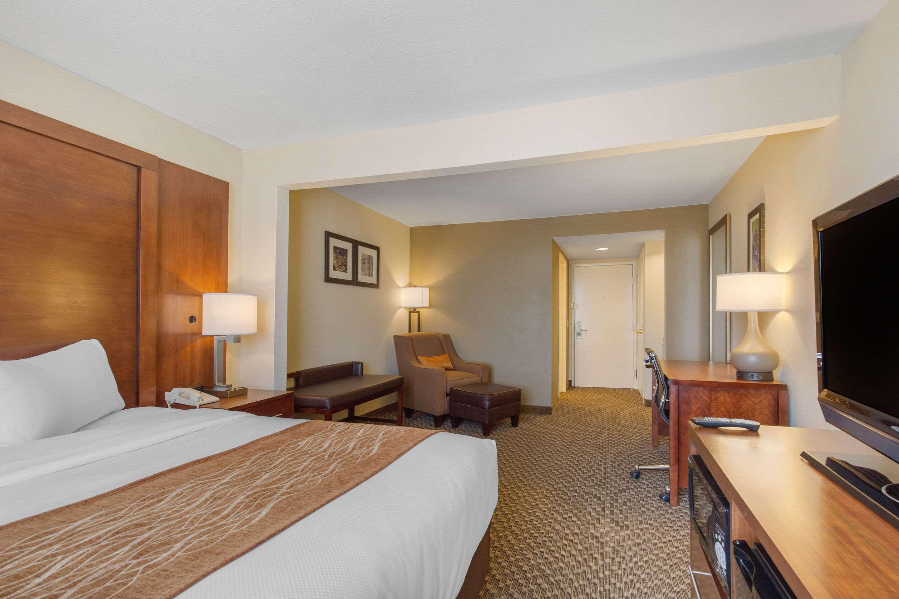 Comfort Inn & Suites Sw Houston Sugarland Esterno foto