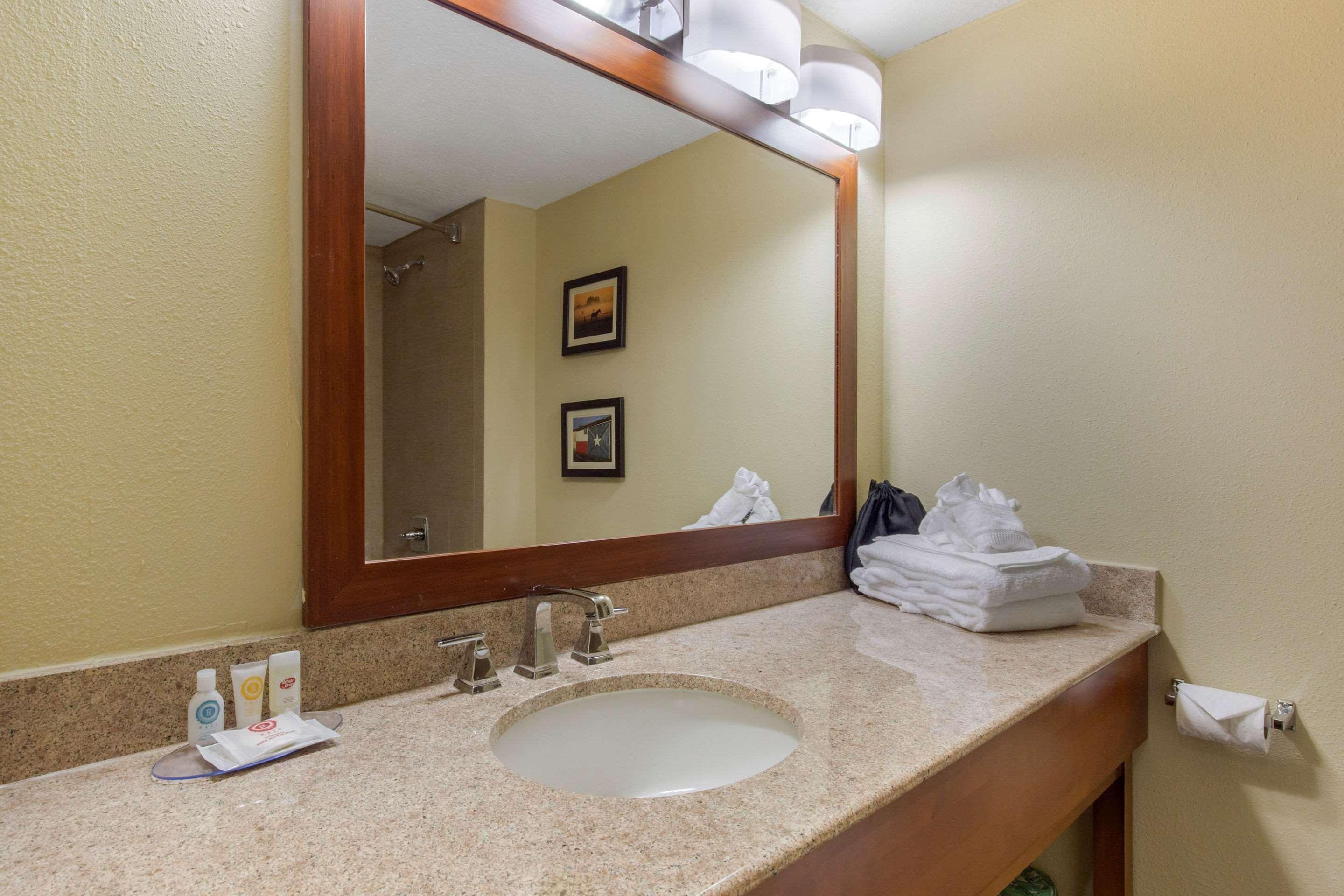 Comfort Inn & Suites Sw Houston Sugarland Esterno foto