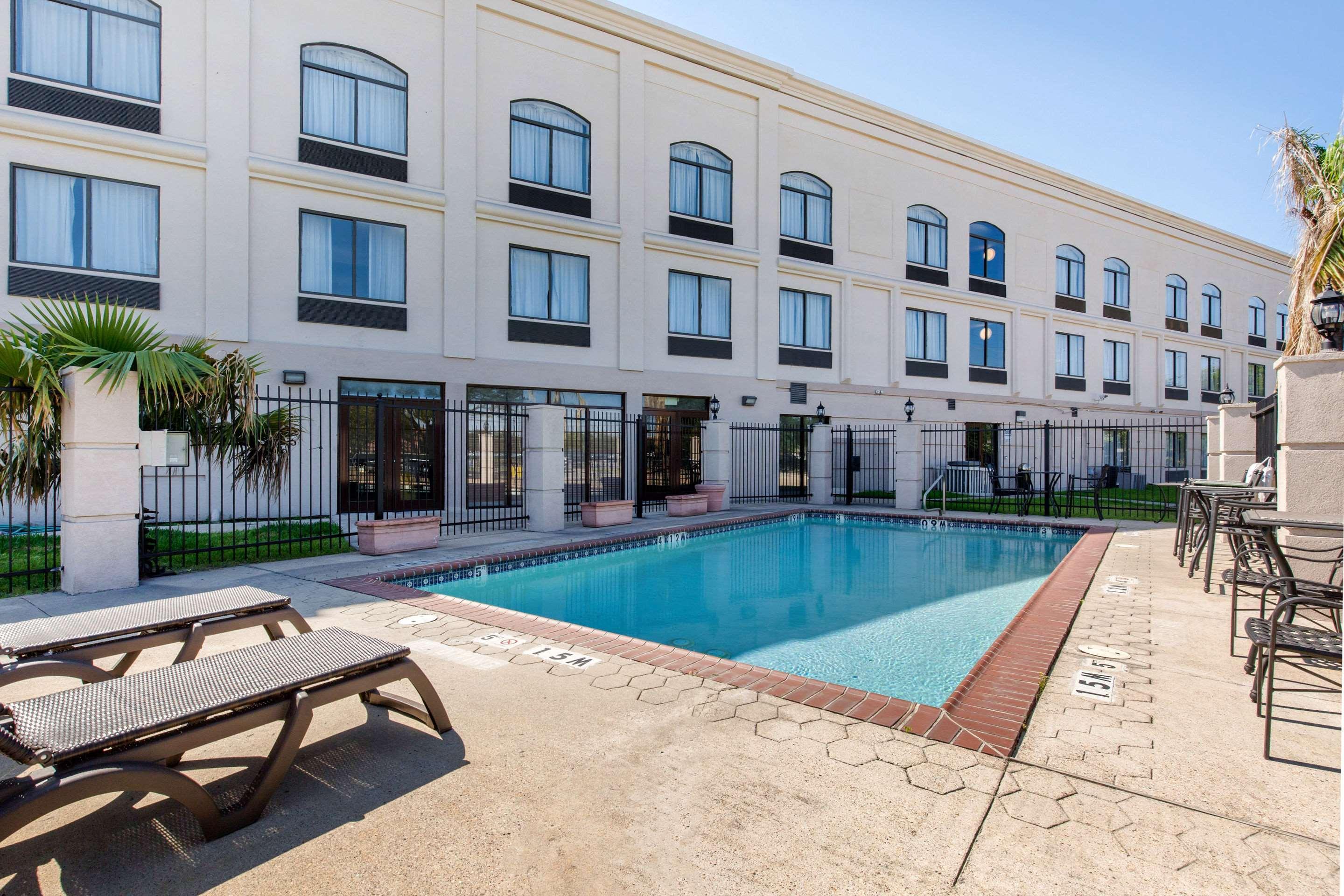 Comfort Inn & Suites Sw Houston Sugarland Esterno foto
