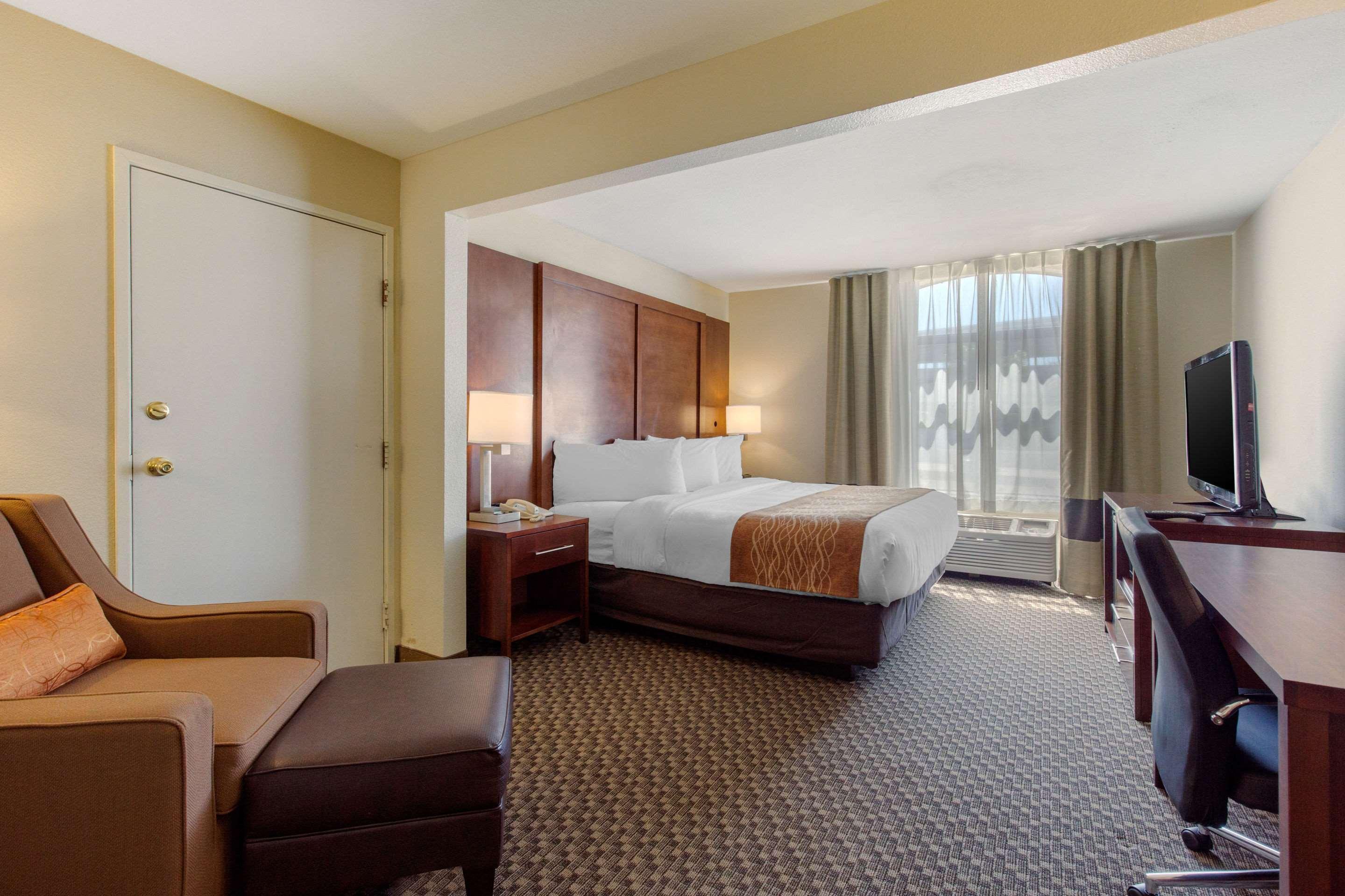 Comfort Inn & Suites Sw Houston Sugarland Esterno foto
